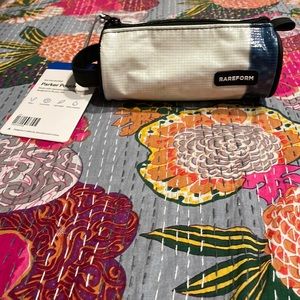 RAREFORM Parker Pouch